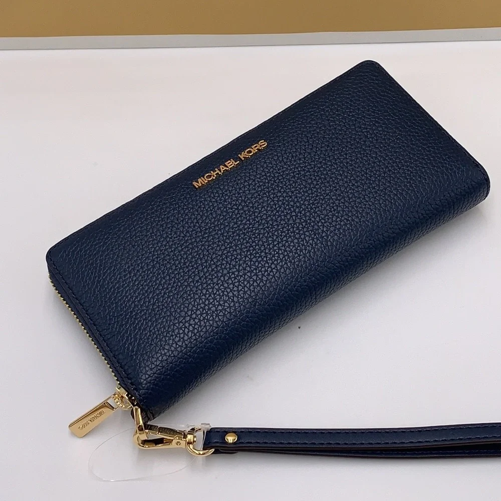 MICHAEL KORS Large Travel Continental Leather WALLET WRISTLET NAVY COLOR